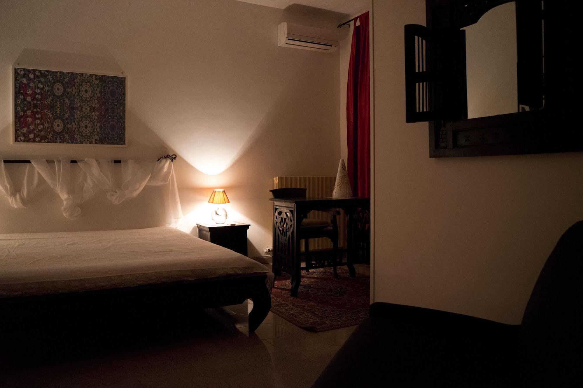 B&B Fiori Di Loto Corigliano d'Otranto Bagian luar foto